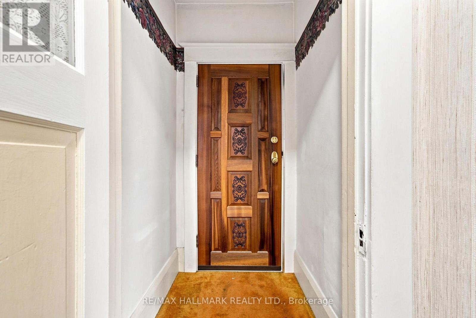 104 Chisholm Avenue, Toronto, Ontario  M4C 4V7 - Photo 8 - E13750380