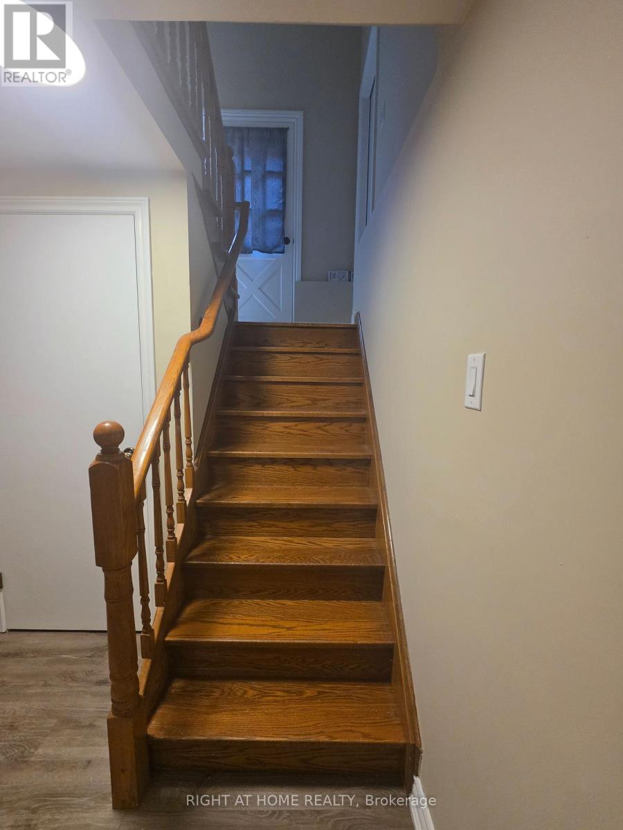 250 Hemlock Drive, Whitchurch-Stouffville, Ontario L4A 5A5 - Photo 7 - N13750394