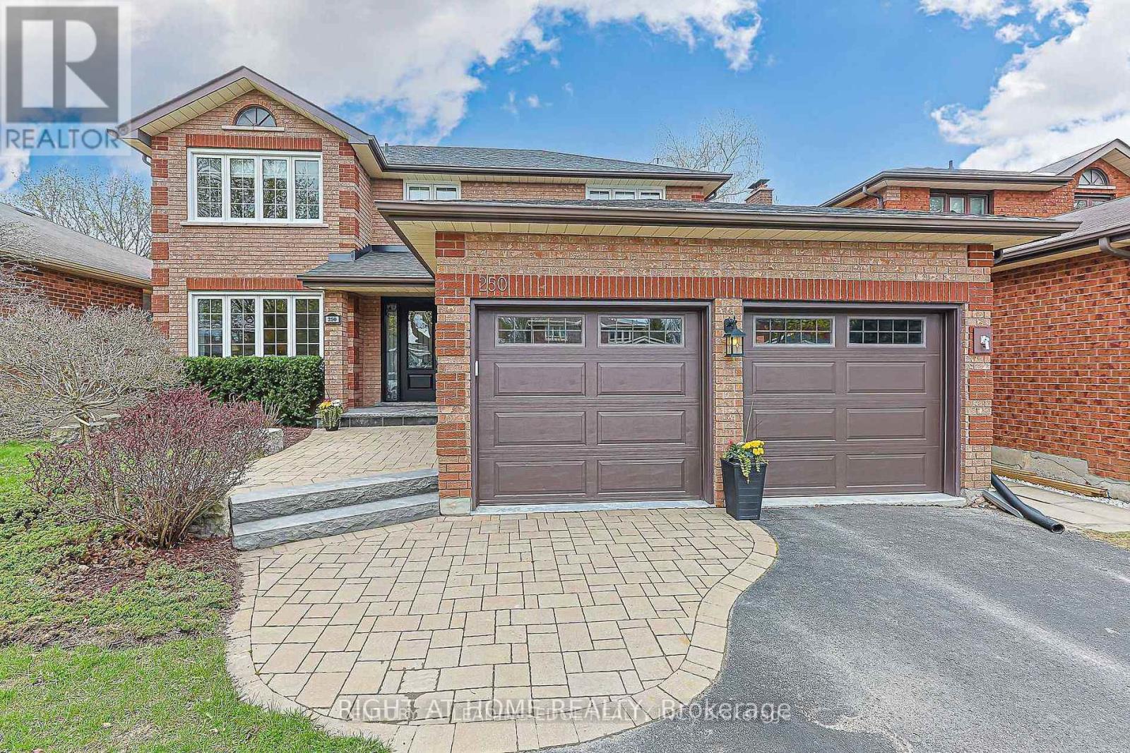 250 HEMLOCK DRIVE, Whitchurch-Stouffville, Ontario