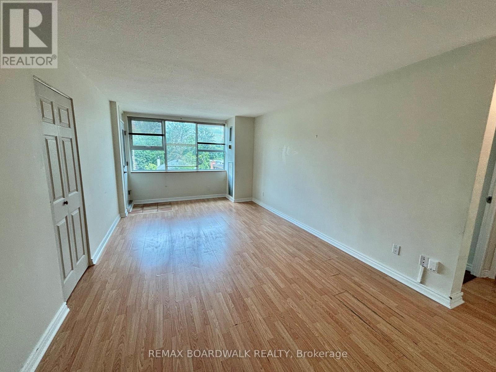 407 - 555 Brittany Drive, Ottawa, Ontario  K1K 4C5 - Photo 32 - X13547992