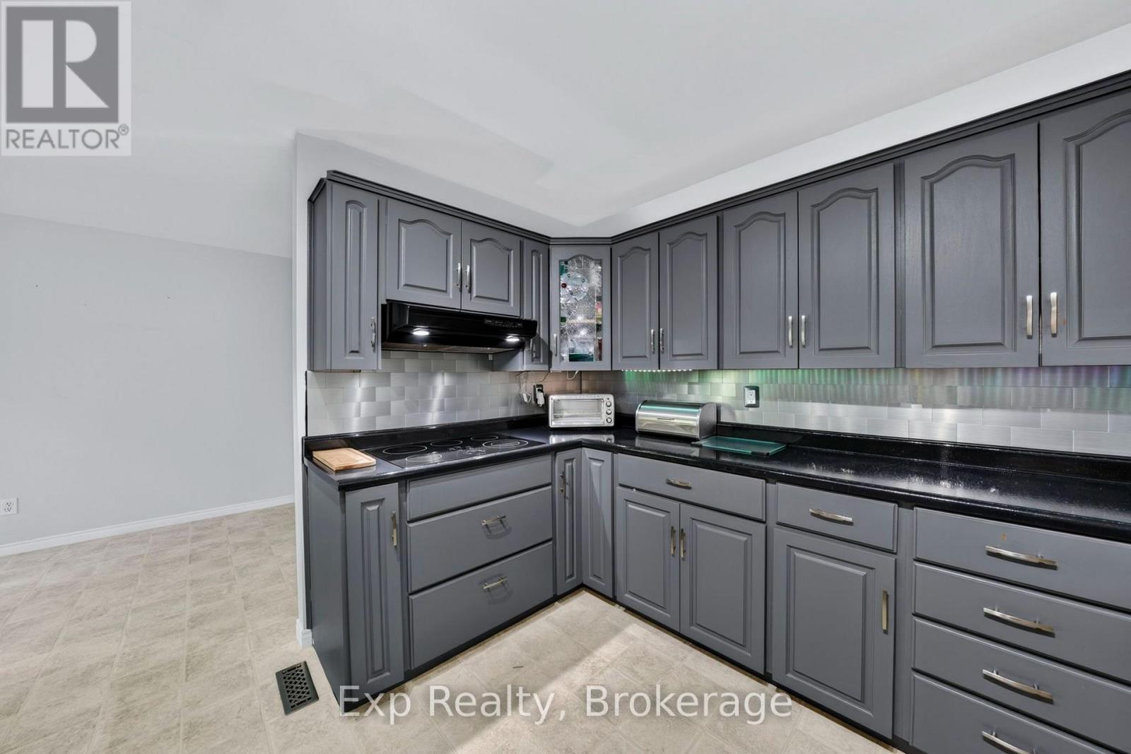 1745 Lazier Road, Tyendinaga, Ontario  K0K 3A0 - Photo 8 - X13750412