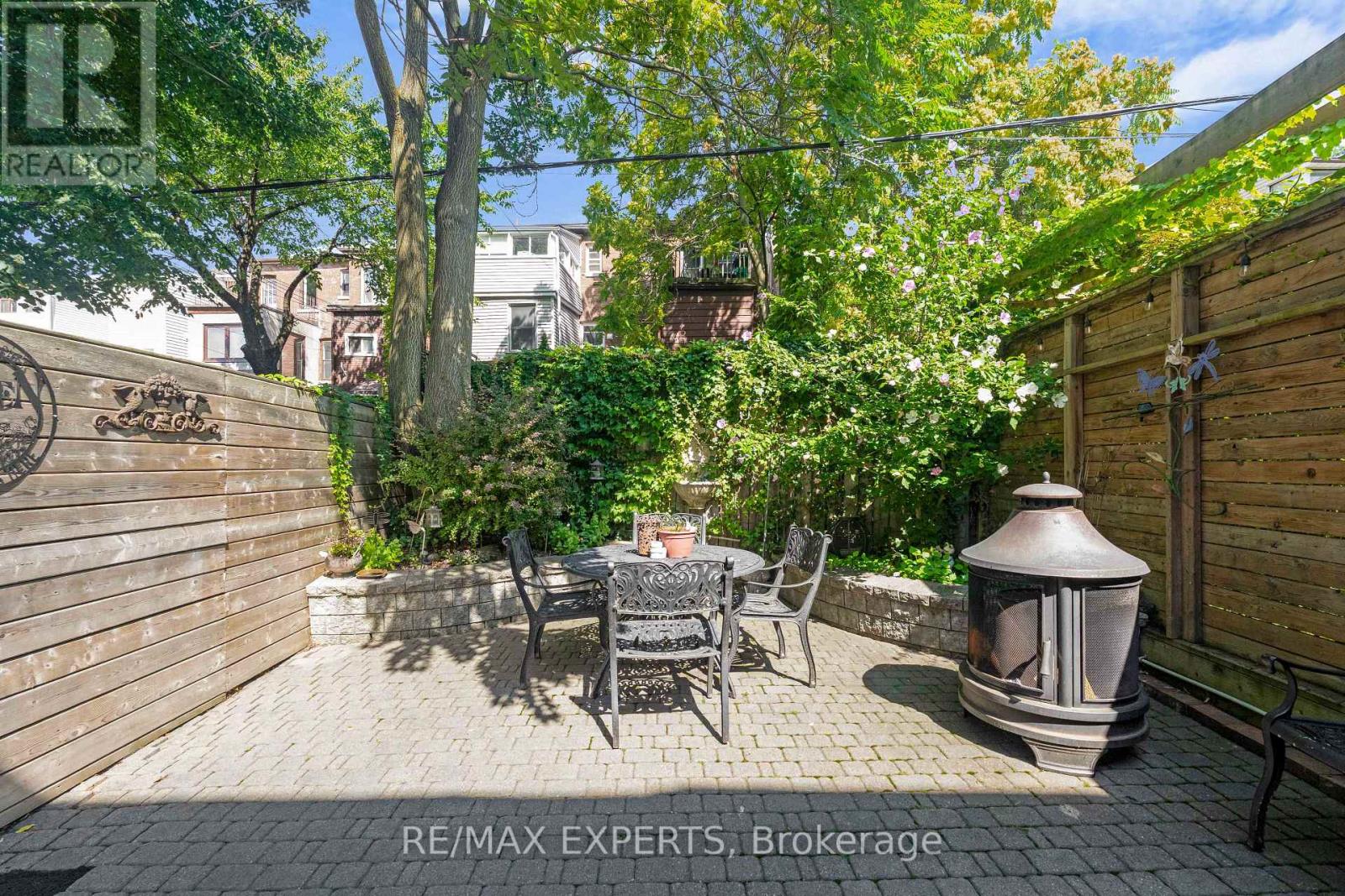 54 Marchmount Road, Toronto, Ontario  M6G 2A9 - Photo 32 - C13750410