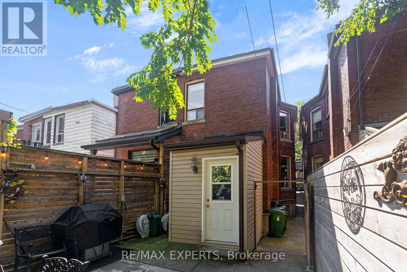54 Marchmount Road, Toronto, Ontario  M6G 2A9 - Photo 35 - C13750410