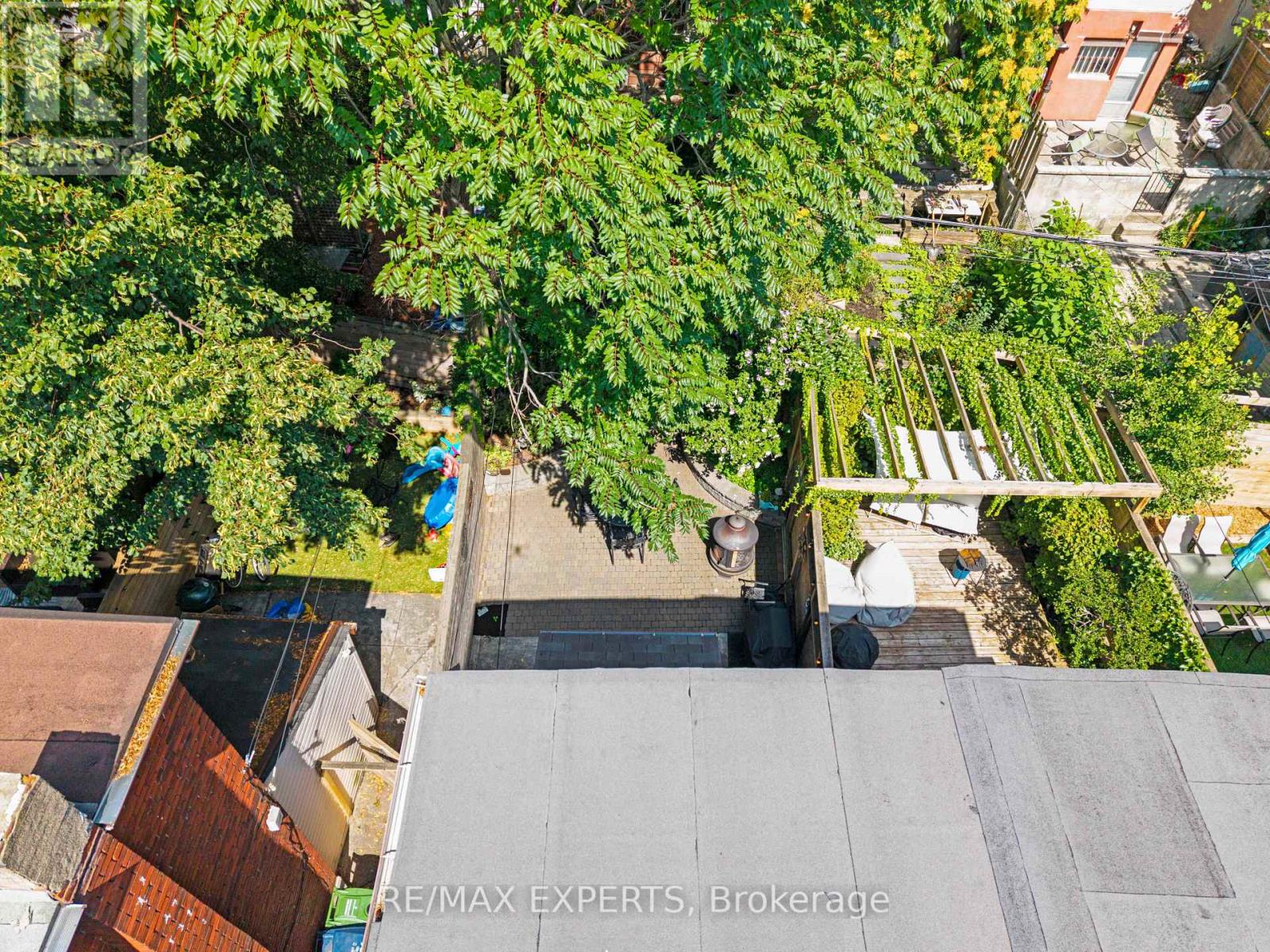 54 Marchmount Road, Toronto, Ontario  M6G 2A9 - Photo 38 - C13750410