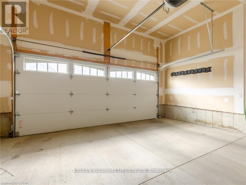 756 Hickorystick, London North, Ontario  N6G 0M9 - Photo 22 - X13750440