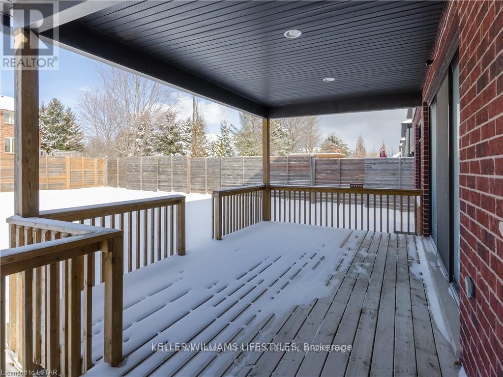 756 Hickorystick, London North, Ontario  N6G 0M9 - Photo 23 - X13750440