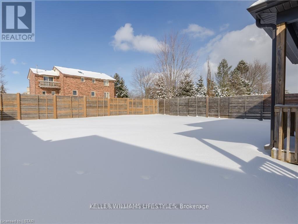 756 Hickorystick, London North, Ontario  N6G 0M9 - Photo 24 - X13750440