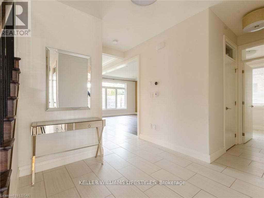 756 Hickorystick, London North, Ontario  N6G 0M9 - Photo 5 - X13750440