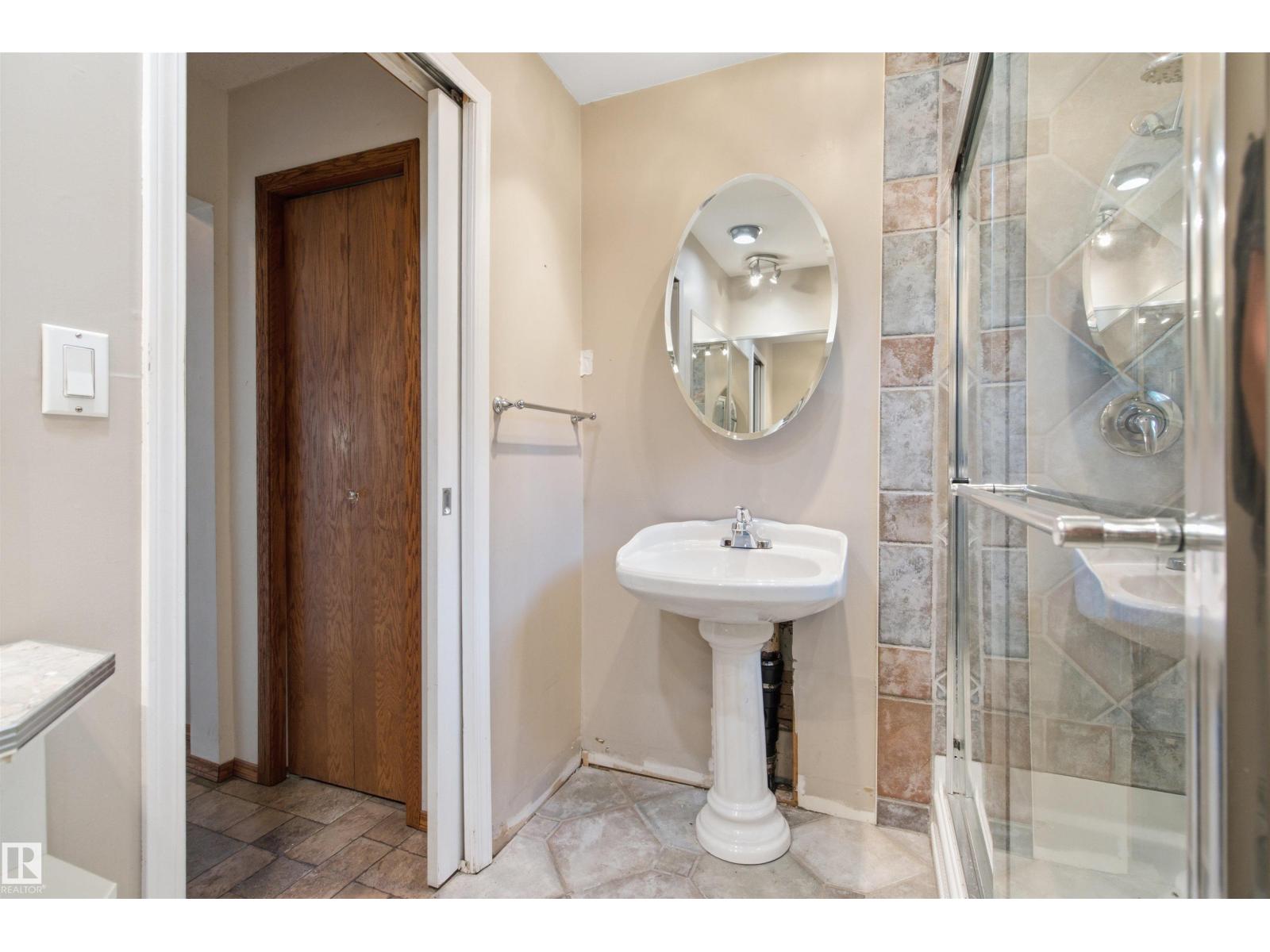 11243 125 Street NW, Edmonton, Alberta  T5M 0M6 - Photo 19 - E4506184