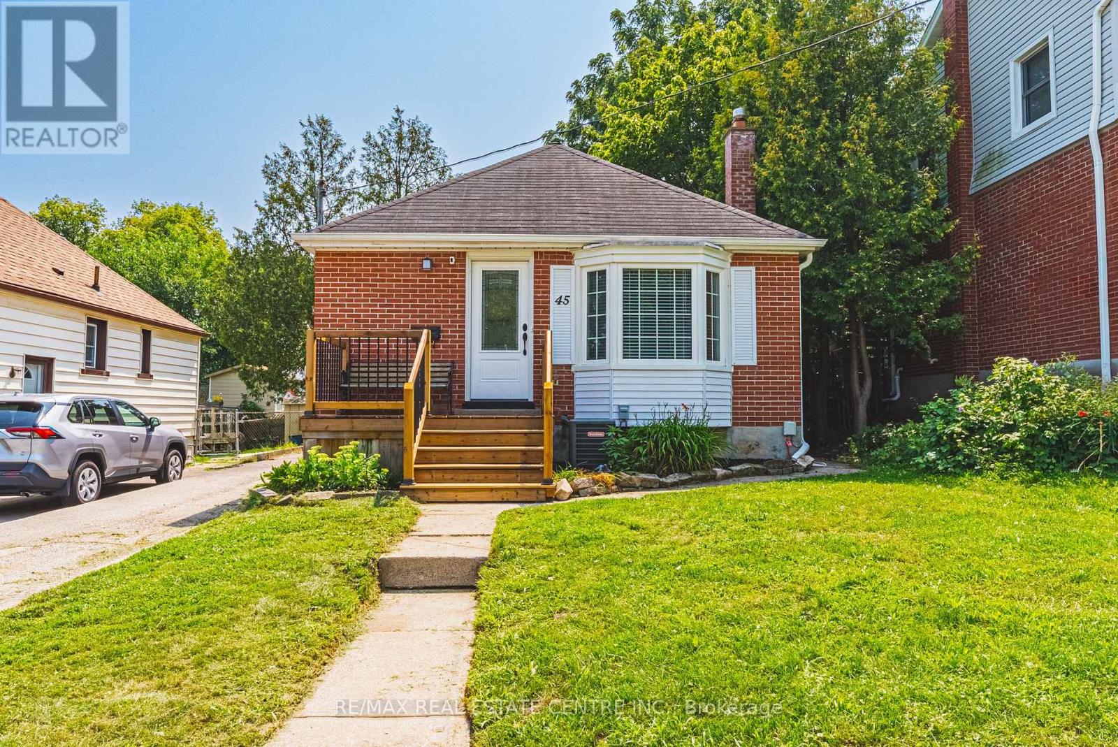 45 SECOND AVENUE, Cambridge, Ontario