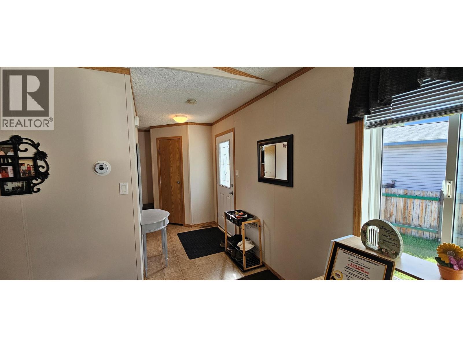 100 Aspen Drive Unit# 151, Sparwood, British Columbia  V0B 2G0 - Photo 3 - 10399444