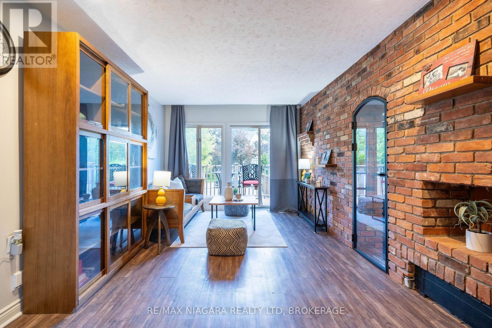38 Yonge Boulevard, Toronto, Ontario  M5M 3G5 - Photo 11 - C13750476