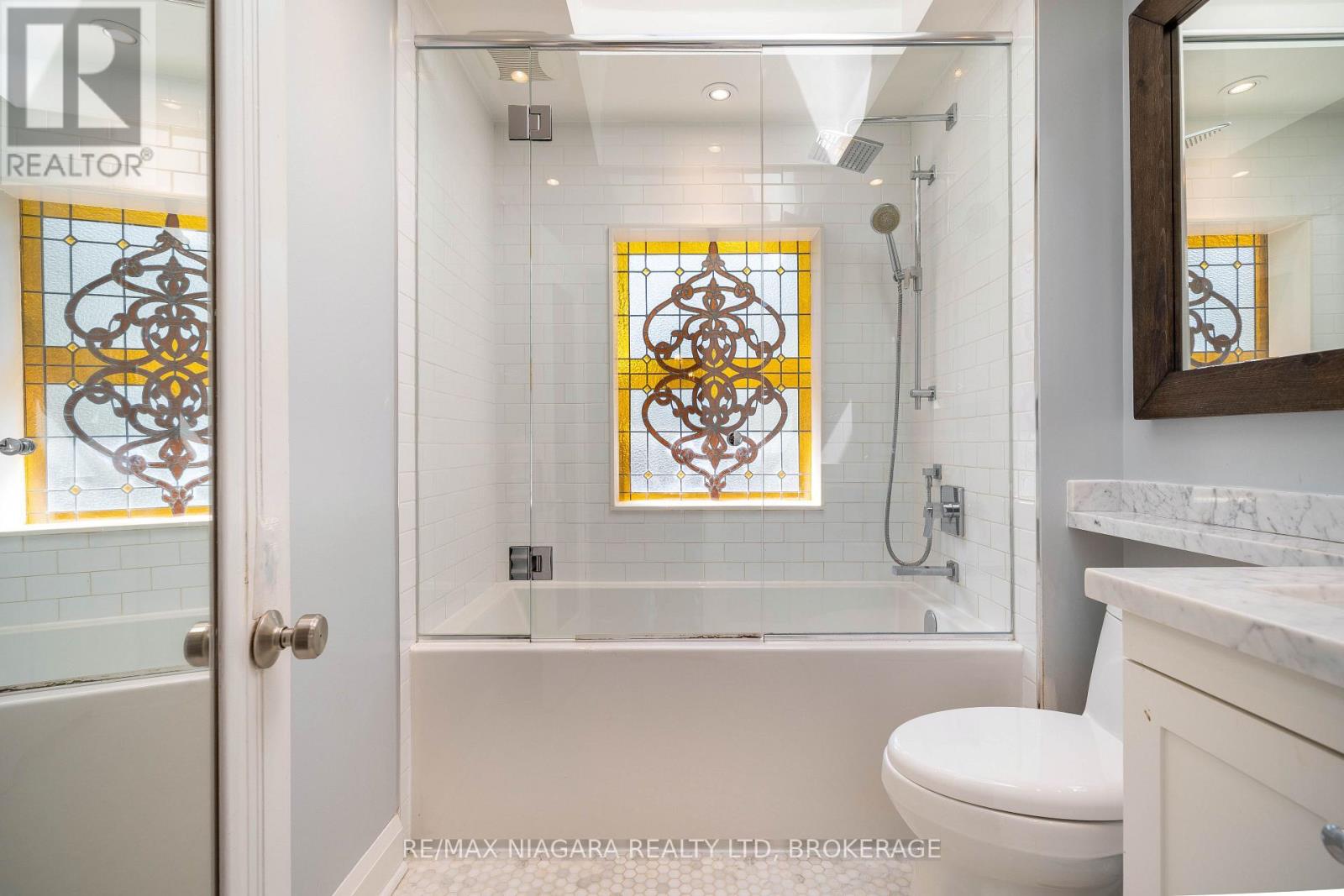 38 Yonge Boulevard, Toronto, Ontario  M5M 3G5 - Photo 30 - C13750476