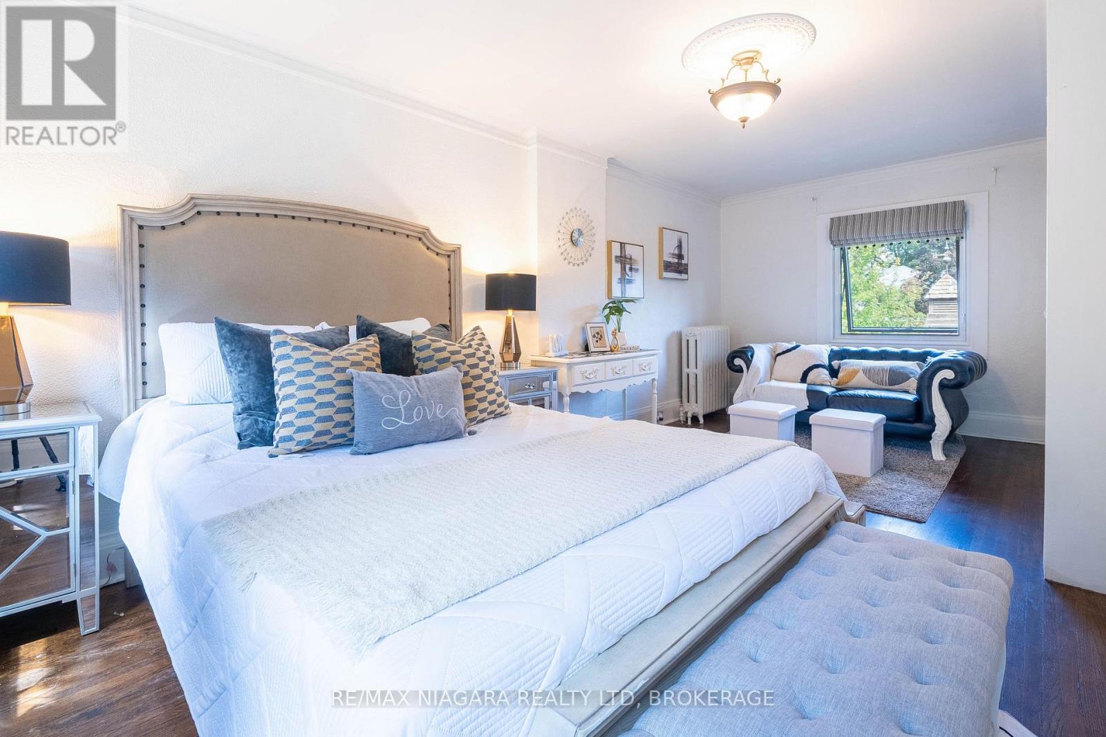 38 Yonge Boulevard, Toronto, Ontario  M5M 3G5 - Photo 34 - C13750476
