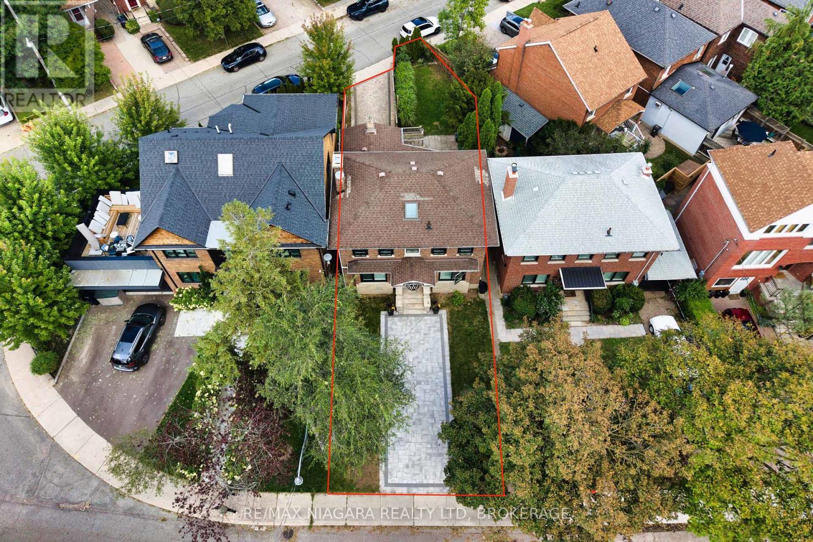 38 Yonge Boulevard, Toronto, Ontario  M5M 3G5 - Photo 44 - C13750476