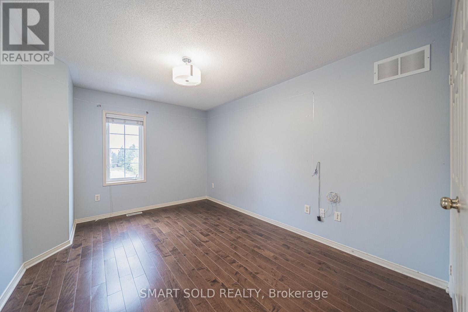 16 Courtney Crescent, Richmond Hill, Ontario  L4E 4B9 - Photo 26 - N13750478
