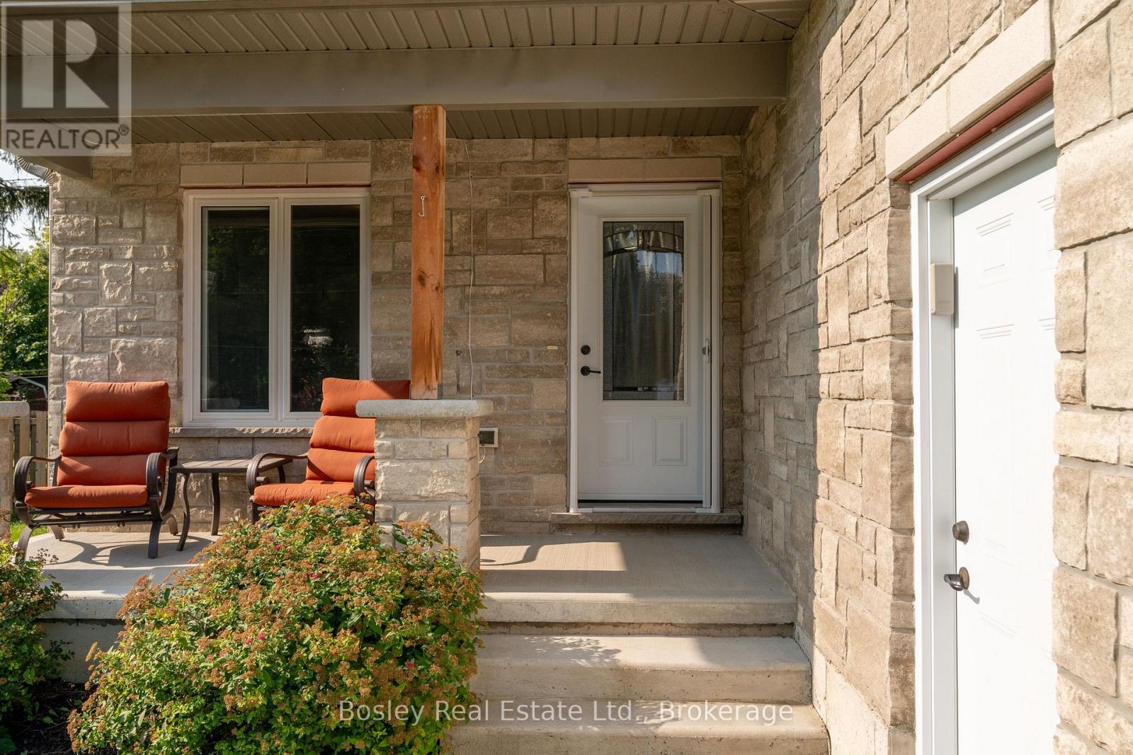 420 Victoria Street, Minto, Ontario  N0G 2P0 - Photo 3 - X13750480
