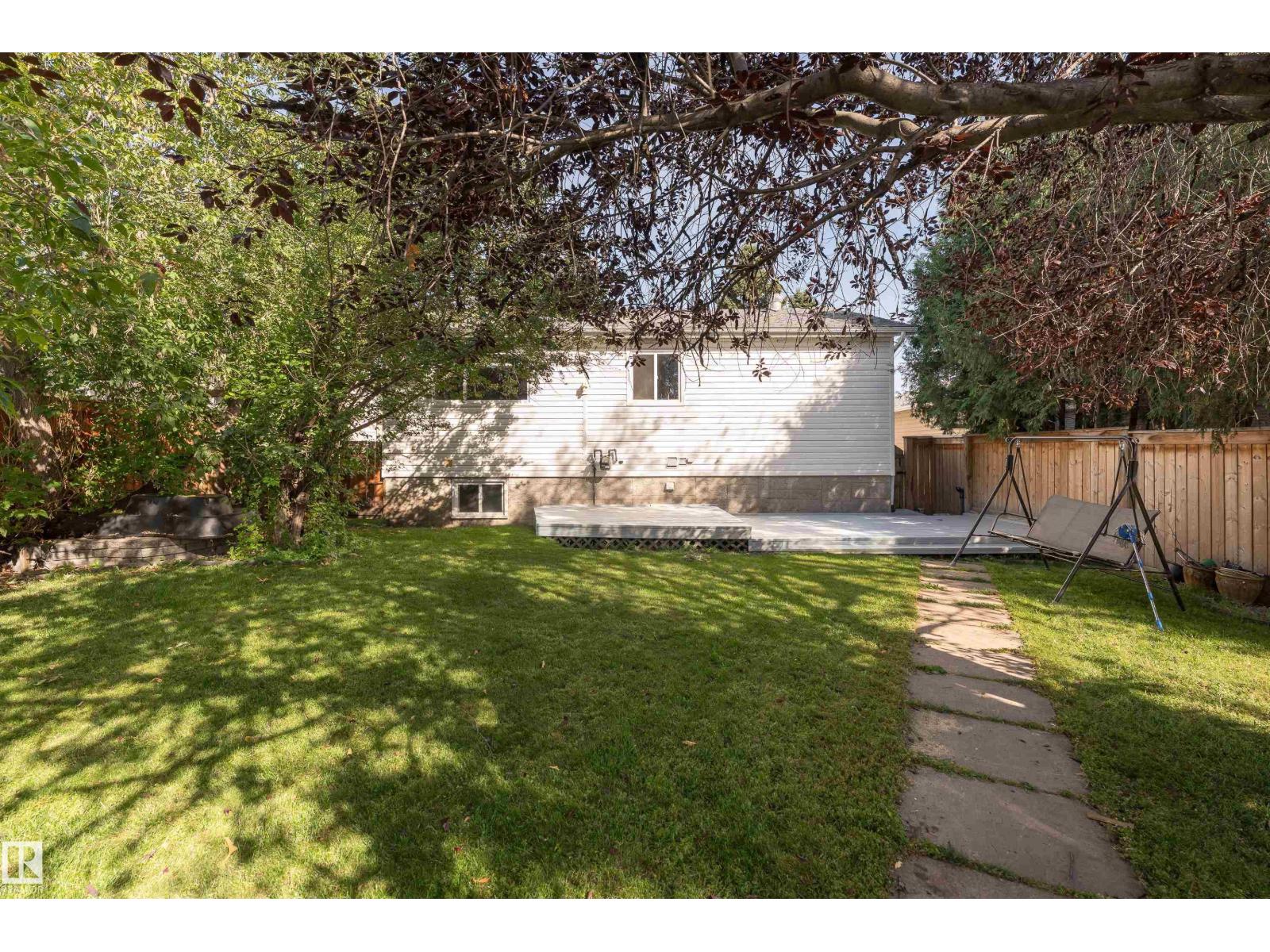 2512 46a St NW, Edmonton, Alberta  T6L 3X8 - Photo 41 - E4507426