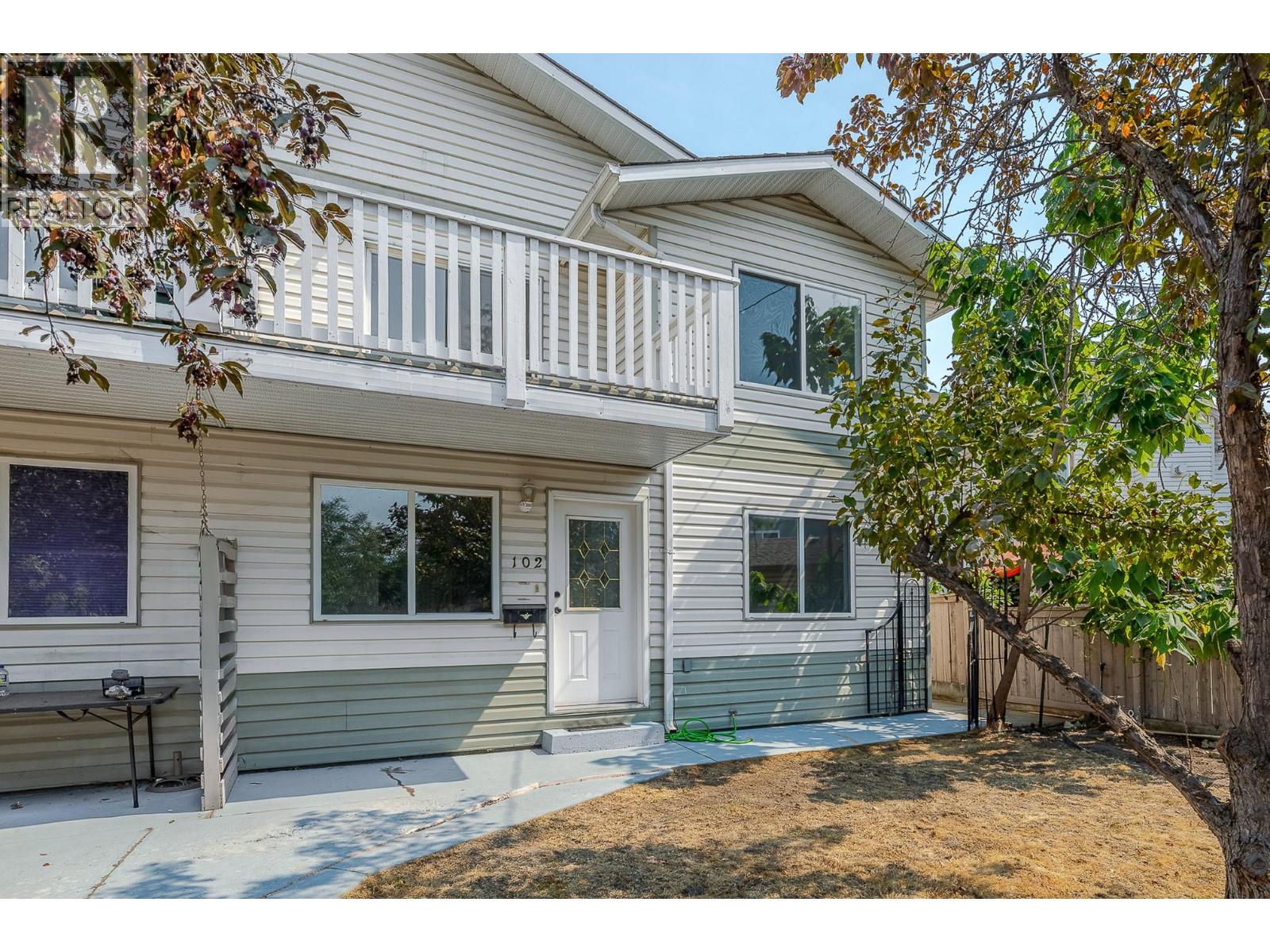 688 Latimer Street Unit# 102, Penticton, British Columbia  V2A 5R6 - Photo 1 - 10397070