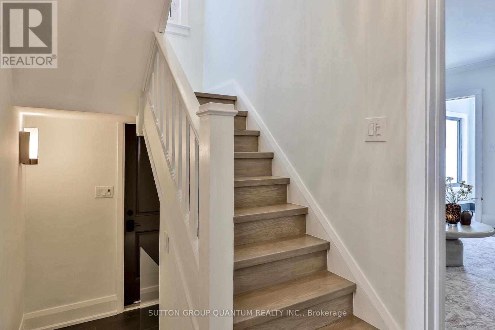 110 Castlefield Avenue, Toronto, Ontario  M4R 1G4 - Photo 24 - C13750298