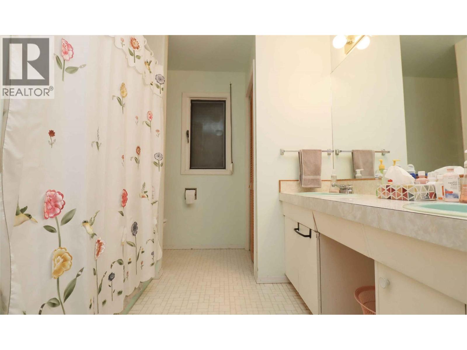2505 Silvery Beach Road, Chase, British Columbia  V0E 1M1 - Photo 19 - 10399260