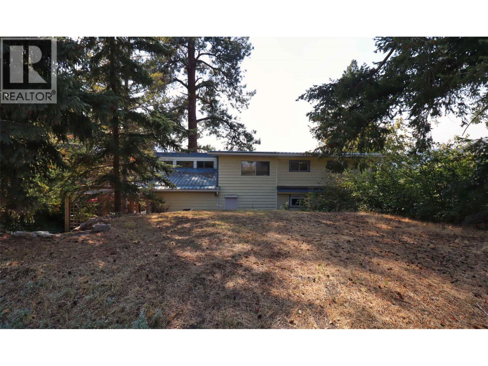2505 Silvery Beach Road, Chase, British Columbia  V0E 1M1 - Photo 9 - 10399260