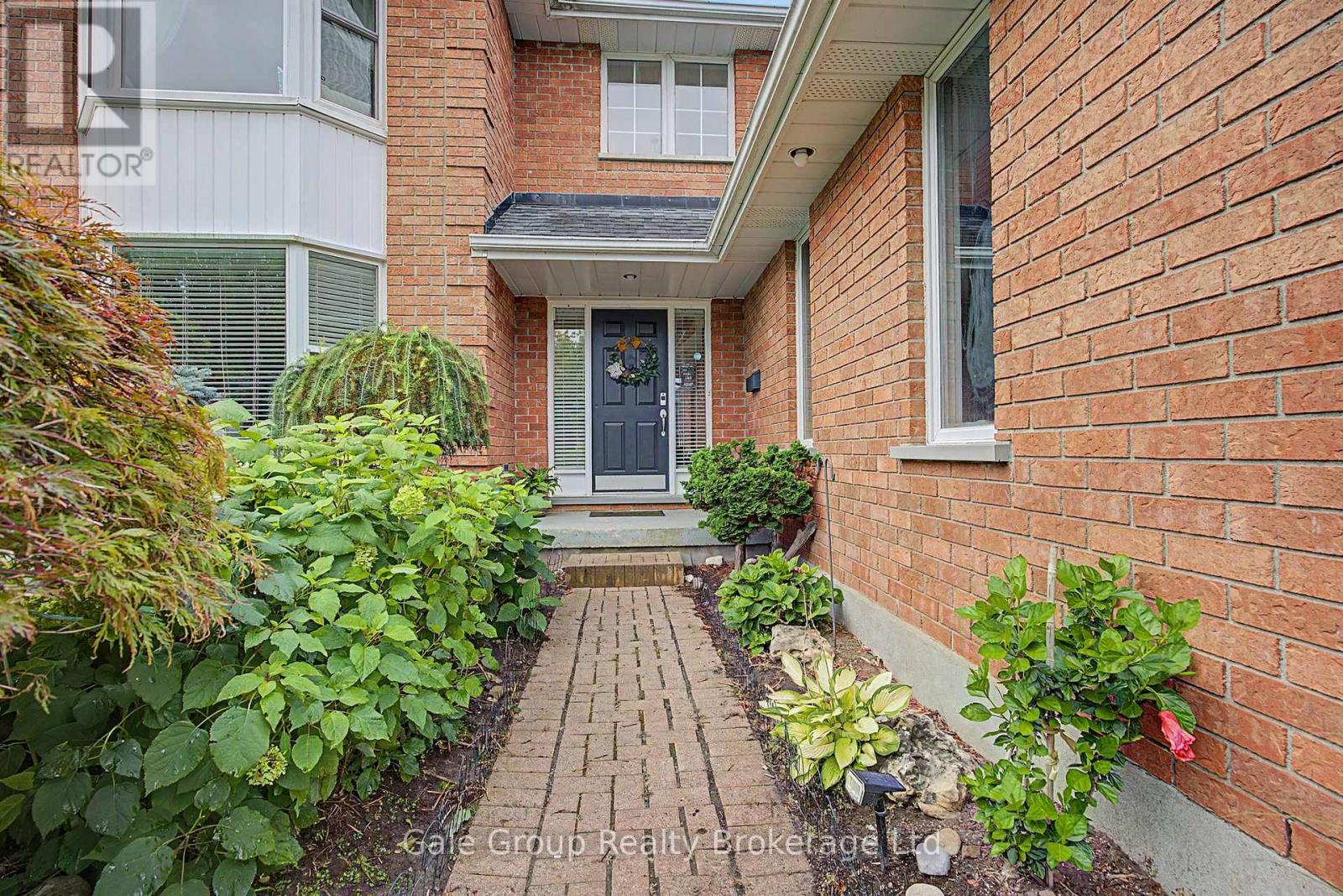 15 Ortona Street, Woodstock, Ontario  N4T 1M7 - Photo 4 - X13750506