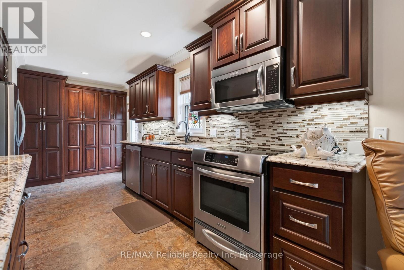 217 Bethune Crescent, Goderich, Ontario  N7A 4M7 - Photo 12 - X13750502