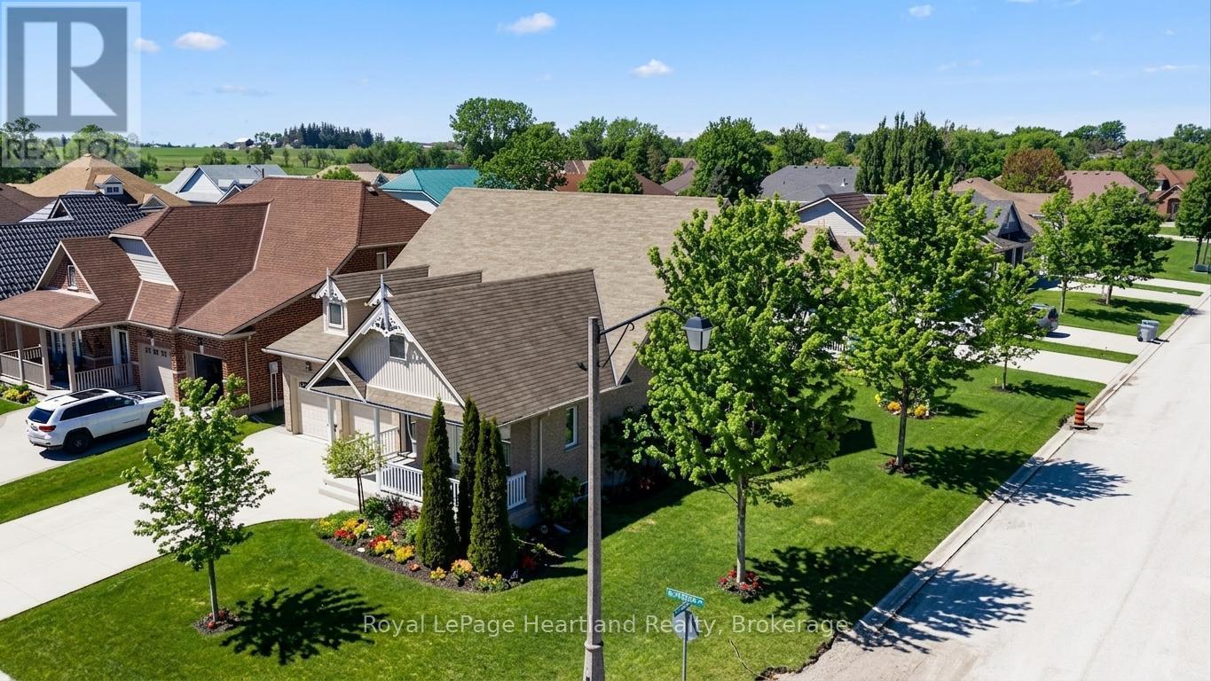 10 Macpherson Avenue, Huron East, Ontario  N0K 1W0 - Photo 40 - X13750516