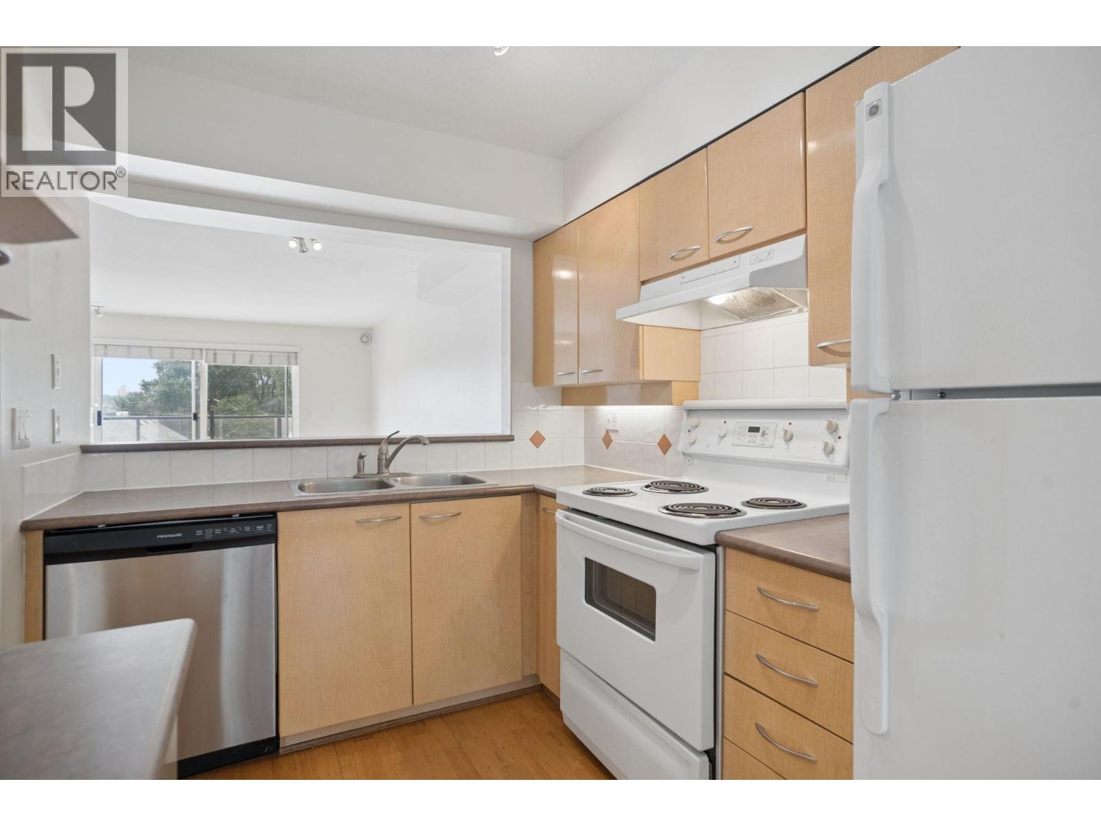 237 1408 Cartier Avenue, Coquitlam, British Columbia  V3K 7A4 - Photo 9 - R3161937