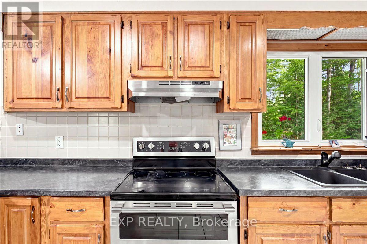 20 Pineshore Crescent, Tiny, Ontario  L0L 2T0 - Photo 14 - S13750520