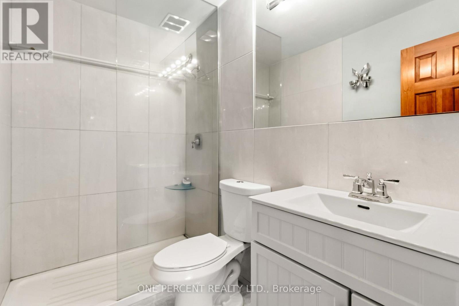 1005 - 15 Elizabeth Street N, Mississauga, Ontario  L5G 2Z3 - Photo 18 - W13750508