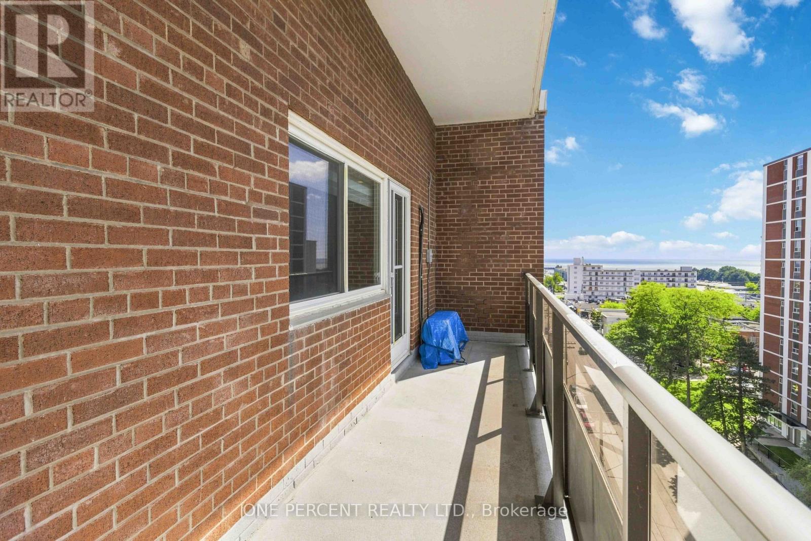 1005 - 15 Elizabeth Street N, Mississauga, Ontario  L5G 2Z3 - Photo 24 - W13750508