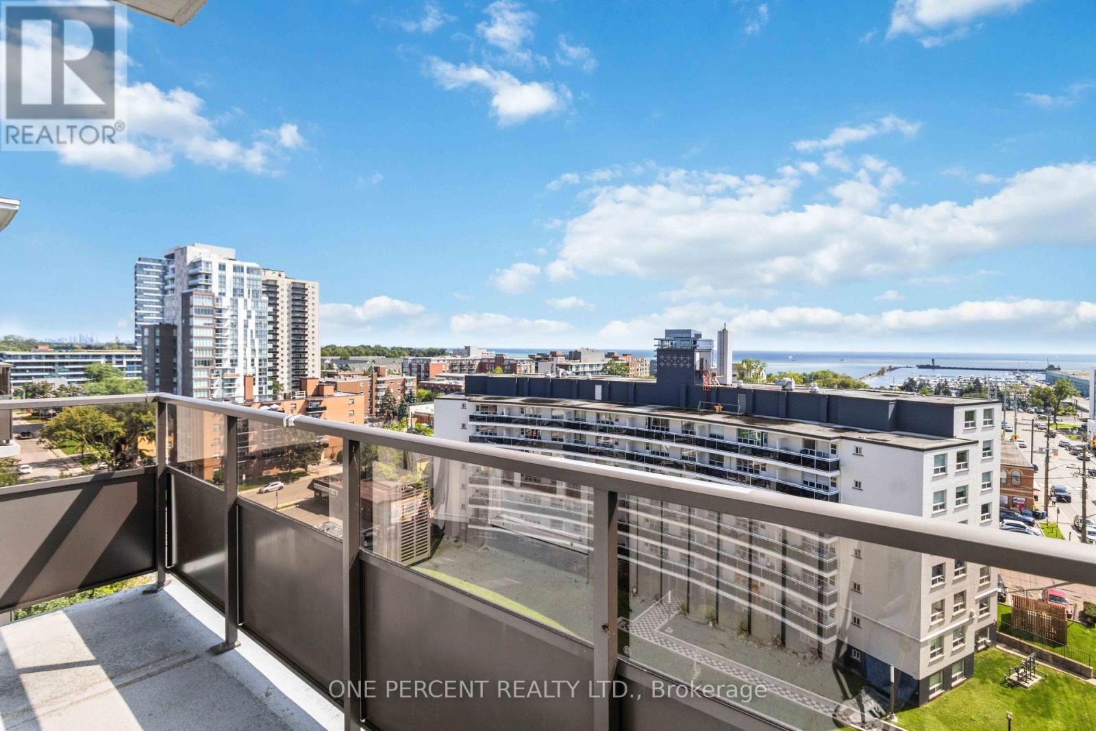 1005 - 15 Elizabeth Street N, Mississauga, Ontario  L5G 2Z3 - Photo 27 - W13750508