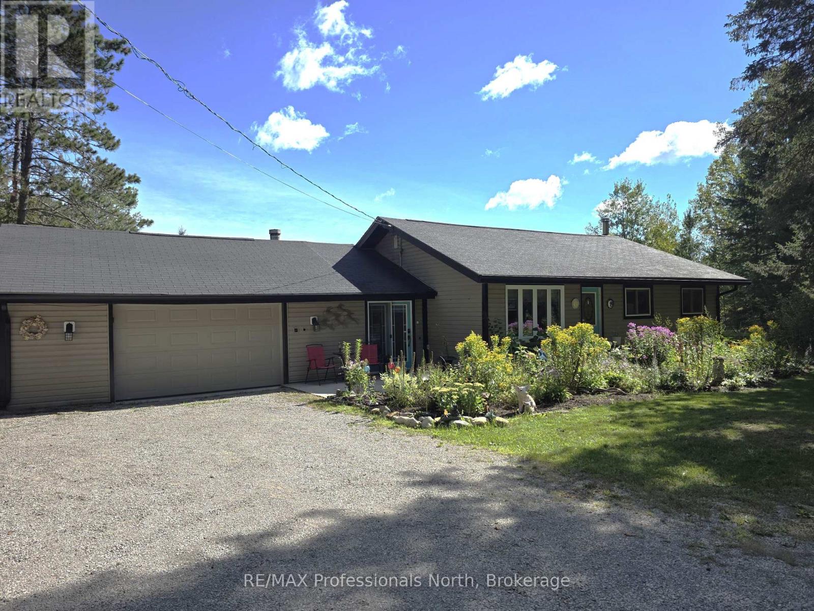 342 BOBCAYGEON ROAD, Minden Hills, Ontario