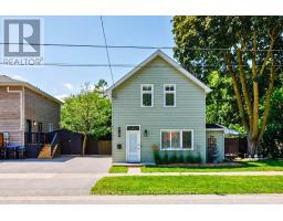58 MARKET STREET, Collingwood, Ontario