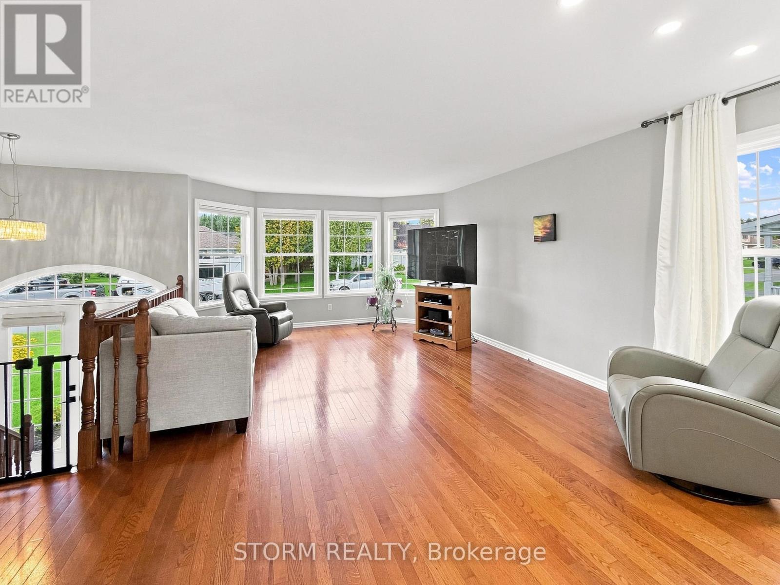 78 Hickory Street, South Stormont, Ontario  K0C 1M0 - Photo 8 - X13750528
