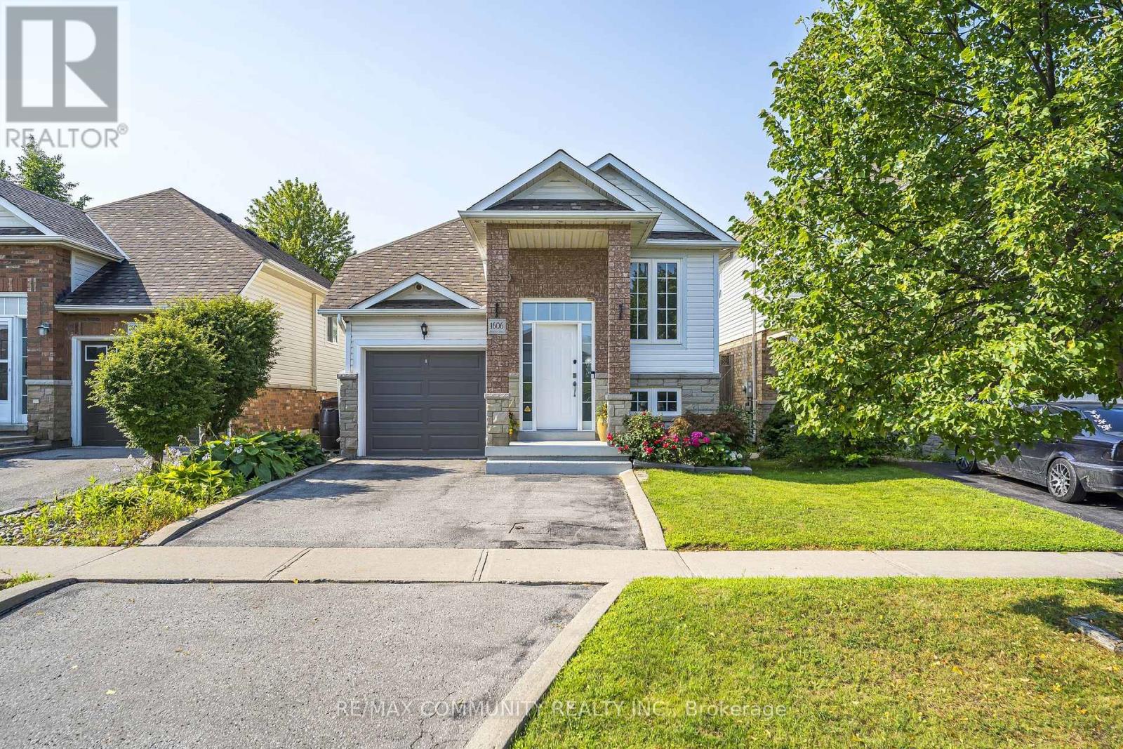 1606 WHITESTONE DRIVE, Oshawa, Ontario