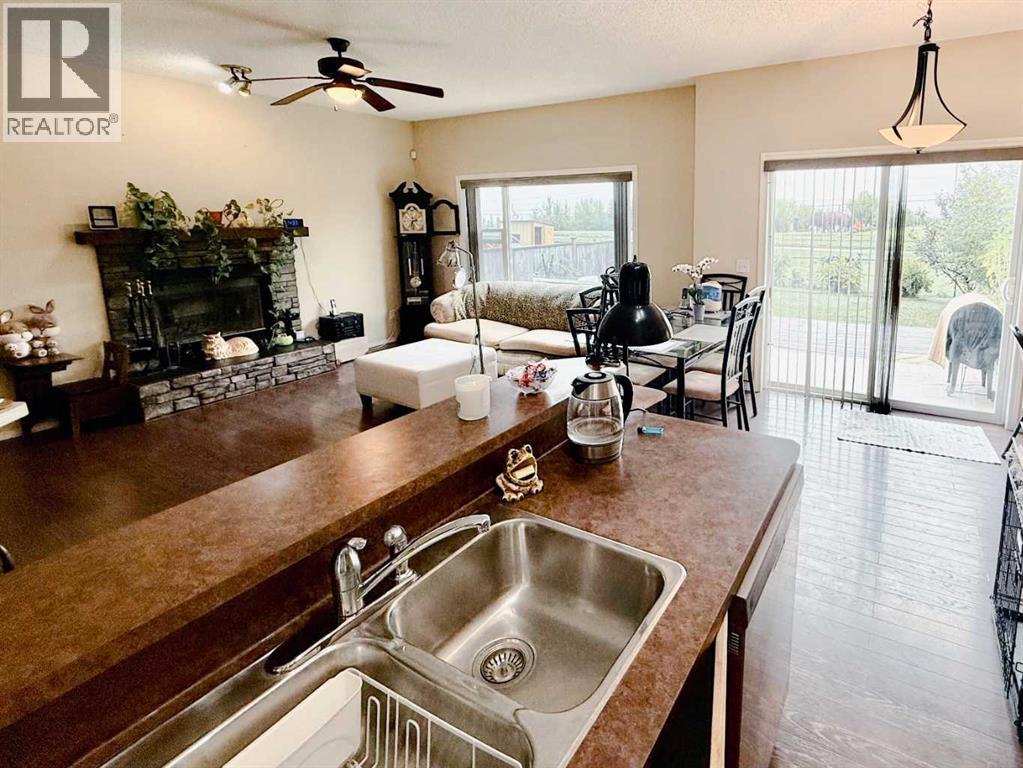 13 Tuscany Ridge Mews Nw, Calgary, Alberta  T3L 3B7 - Photo 5 - A2339238