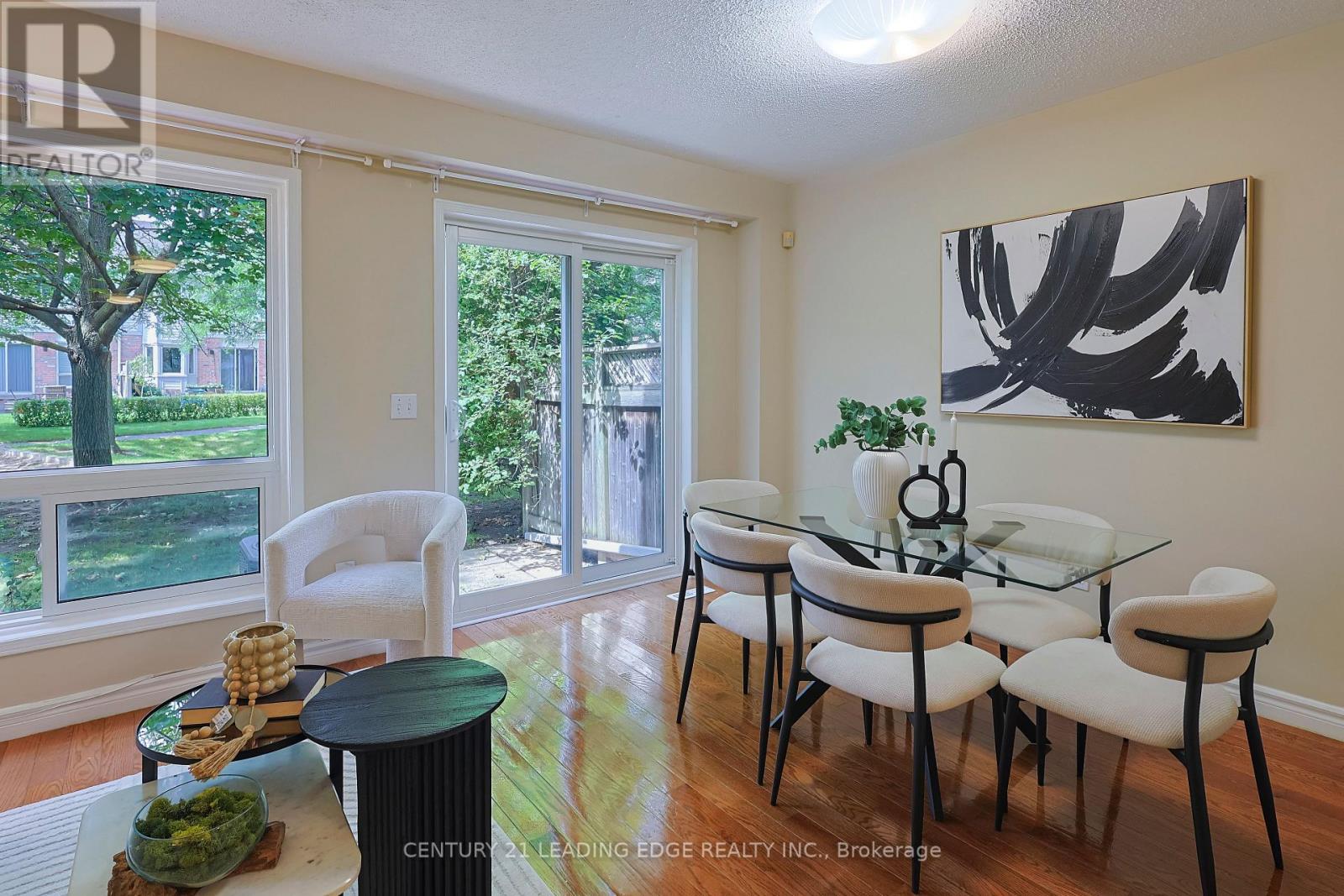 81 Northern Heights Drive, Richmond Hill, Ontario  L4B 4C9 - Photo 4 - N13750596