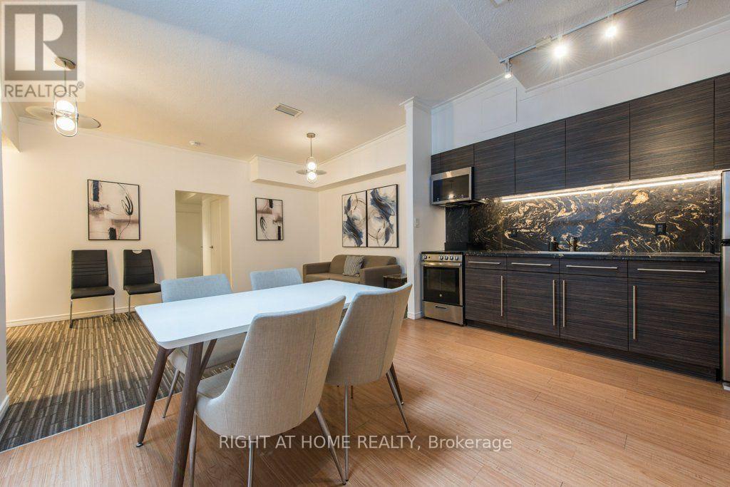 812 Bloor Street W, Toronto, Ontario  M6G 1L9 - Photo 12 - W13750568