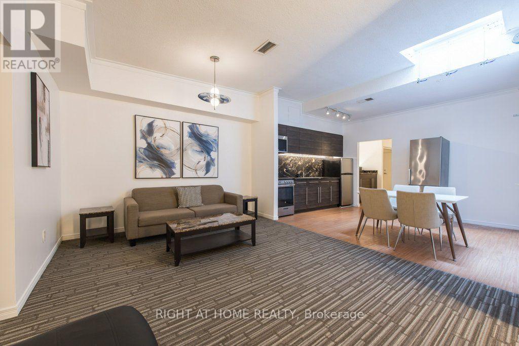 812 Bloor Street W, Toronto, Ontario  M6G 1L9 - Photo 16 - W13750568