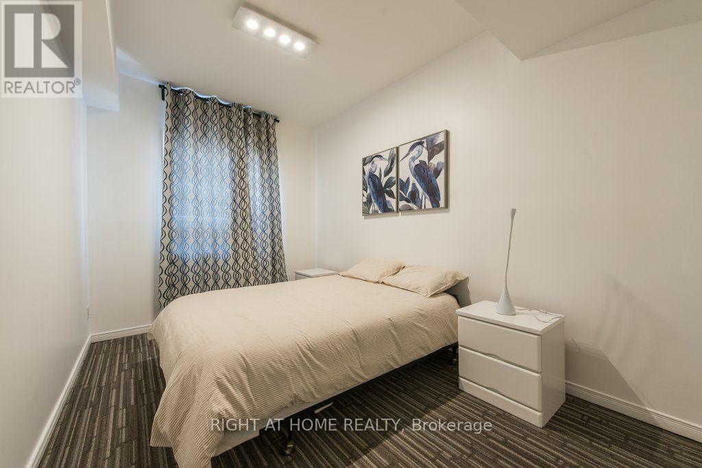 812 Bloor Street W, Toronto, Ontario  M6G 1L9 - Photo 17 - W13750568