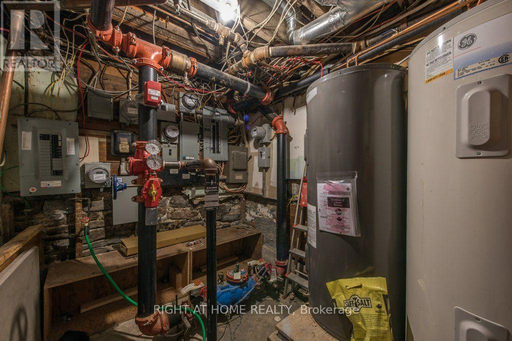 812 Bloor Street W, Toronto, Ontario  M6G 1L9 - Photo 31 - W13750568