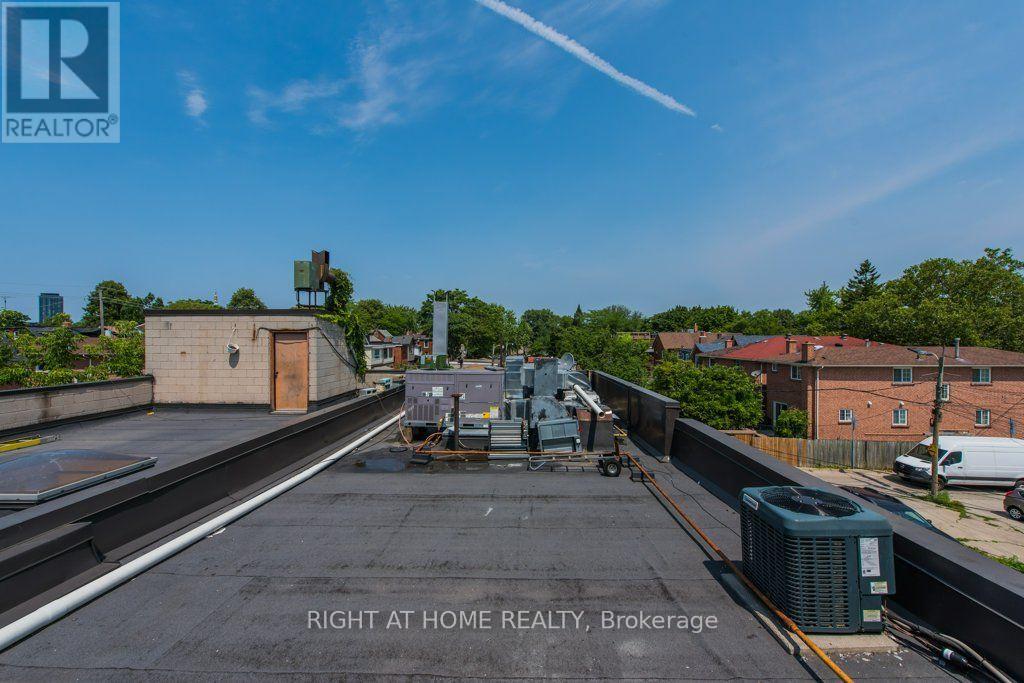 812 Bloor Street W, Toronto, Ontario  M6G 1L9 - Photo 32 - W13750568