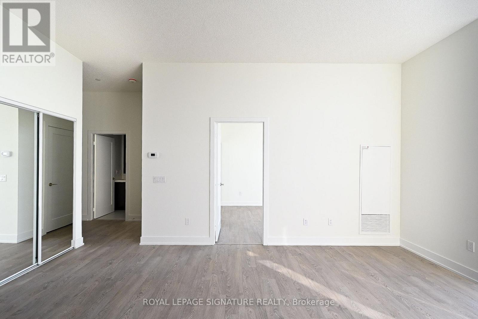 3203 - 7 Mabelle Avenue, Toronto, Ontario  M9A 0C9 - Photo 6 - W13750582
