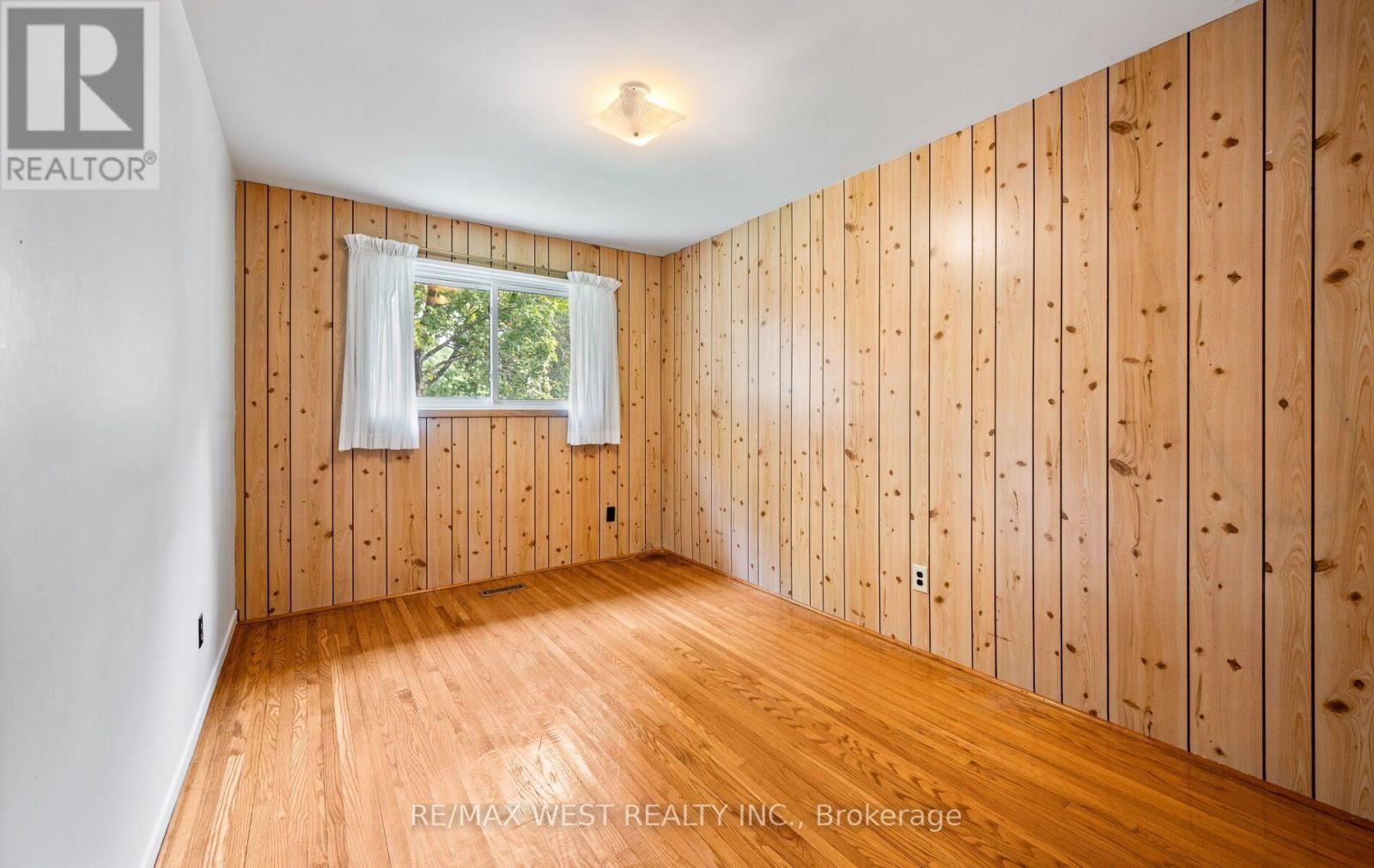 7397 Catalpa Road, Mississauga, Ontario  L4T 2T2 - Photo 18 - W13750604