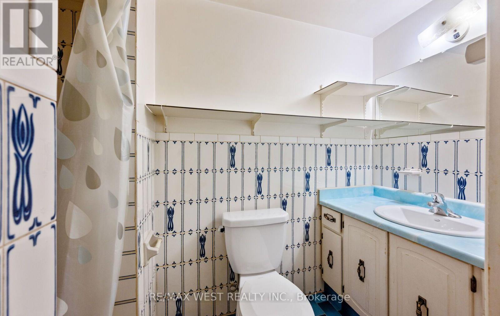 7397 Catalpa Road, Mississauga, Ontario  L4T 2T2 - Photo 35 - W13750604