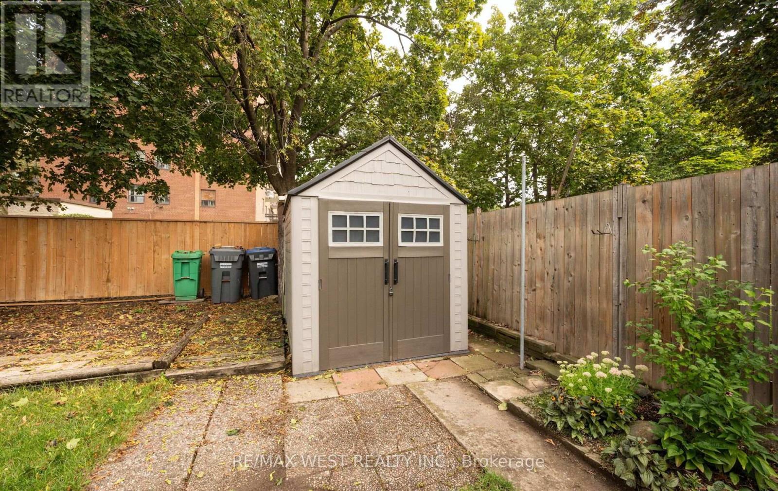 7397 Catalpa Road, Mississauga, Ontario  L4T 2T2 - Photo 40 - W13750604