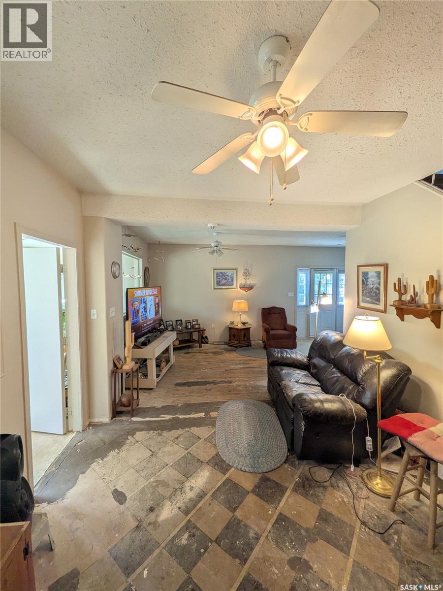 436 12th Street W, Prince Albert, Saskatchewan  S6V 3B8 - Photo 10 - SK047678